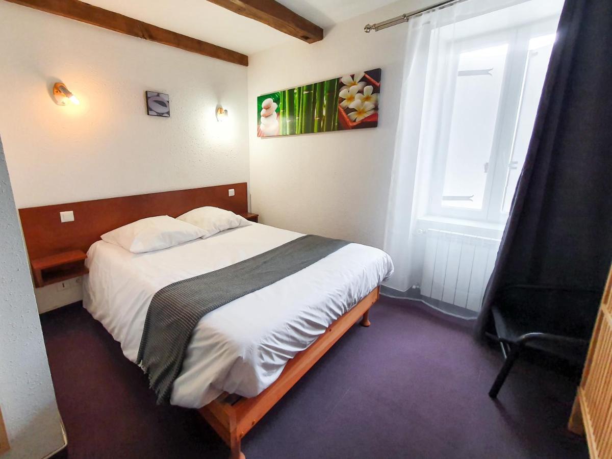 Hotel Les Tilleuls De Pareloup à