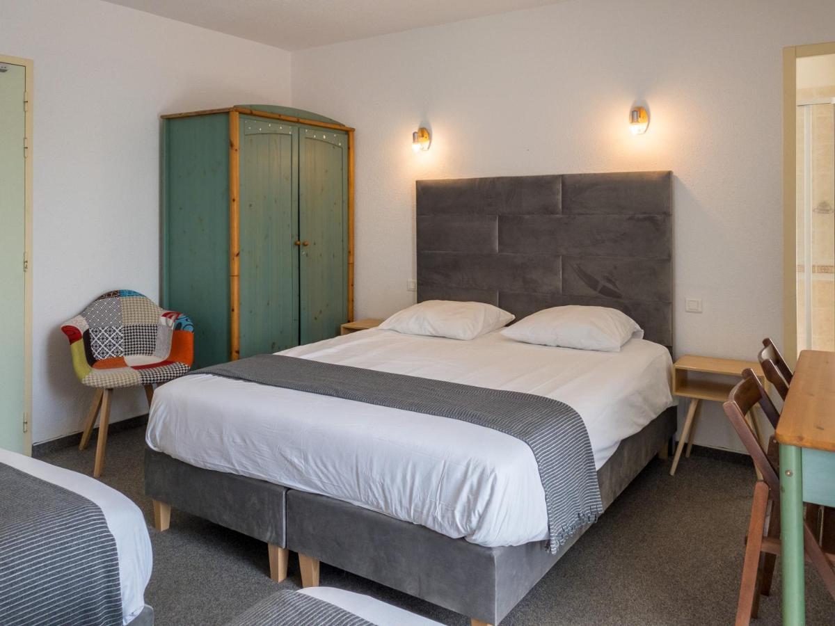 Hotel Les Tilleuls De Pareloup à Salles-Curan